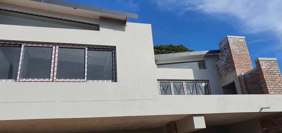 4 Bedroom Property for Sale in Mossel Bay Central Western Cape